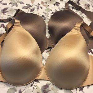 Two Soma vanishing back bras 38DD
